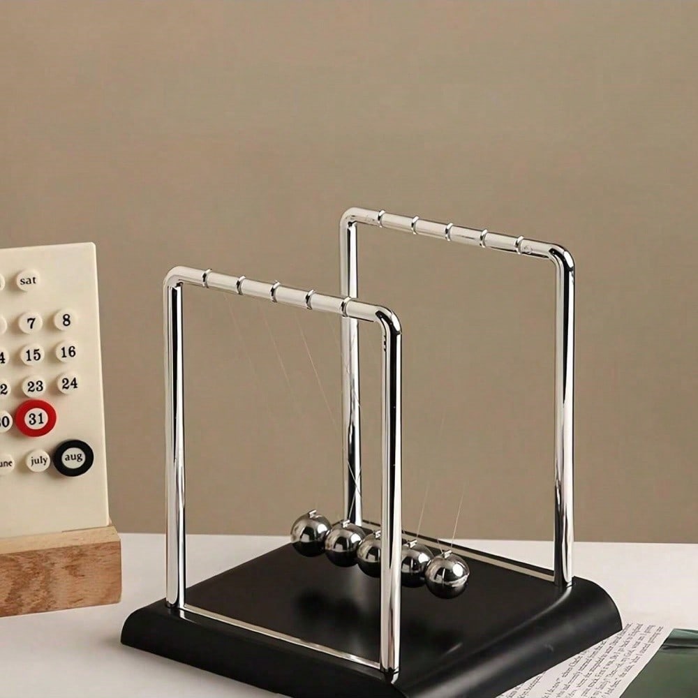 Black Metal Newton's Cradle Ba - Office Tech Gifts recensie en prijs